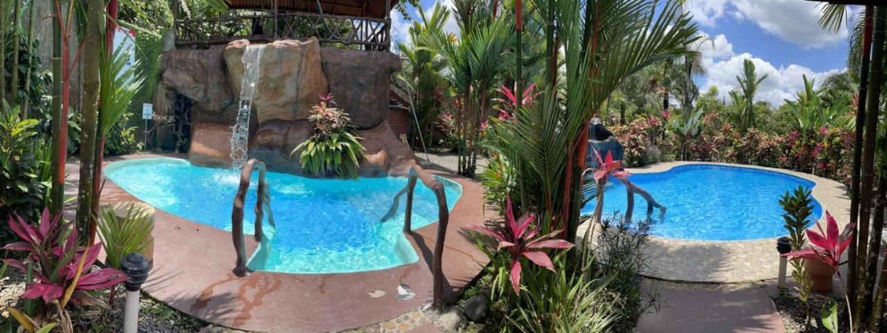 Aunty Arenal Lodge La Fortuna ภายนอก รูปภาพ