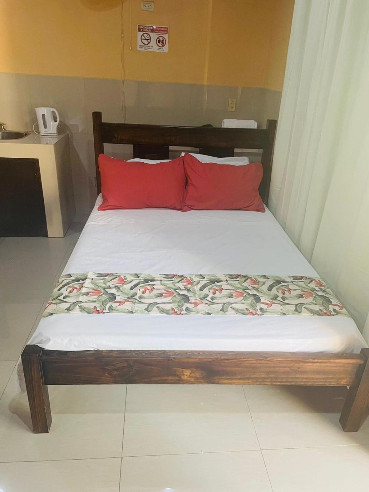 Aunty Arenal Lodge La Fortuna ภายนอก รูปภาพ