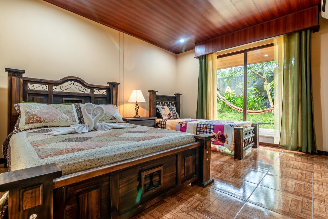 Aunty Arenal Lodge La Fortuna ภายนอก รูปภาพ